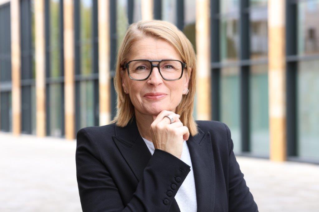 Melanie Kell Kell Outsourcing SHND0010